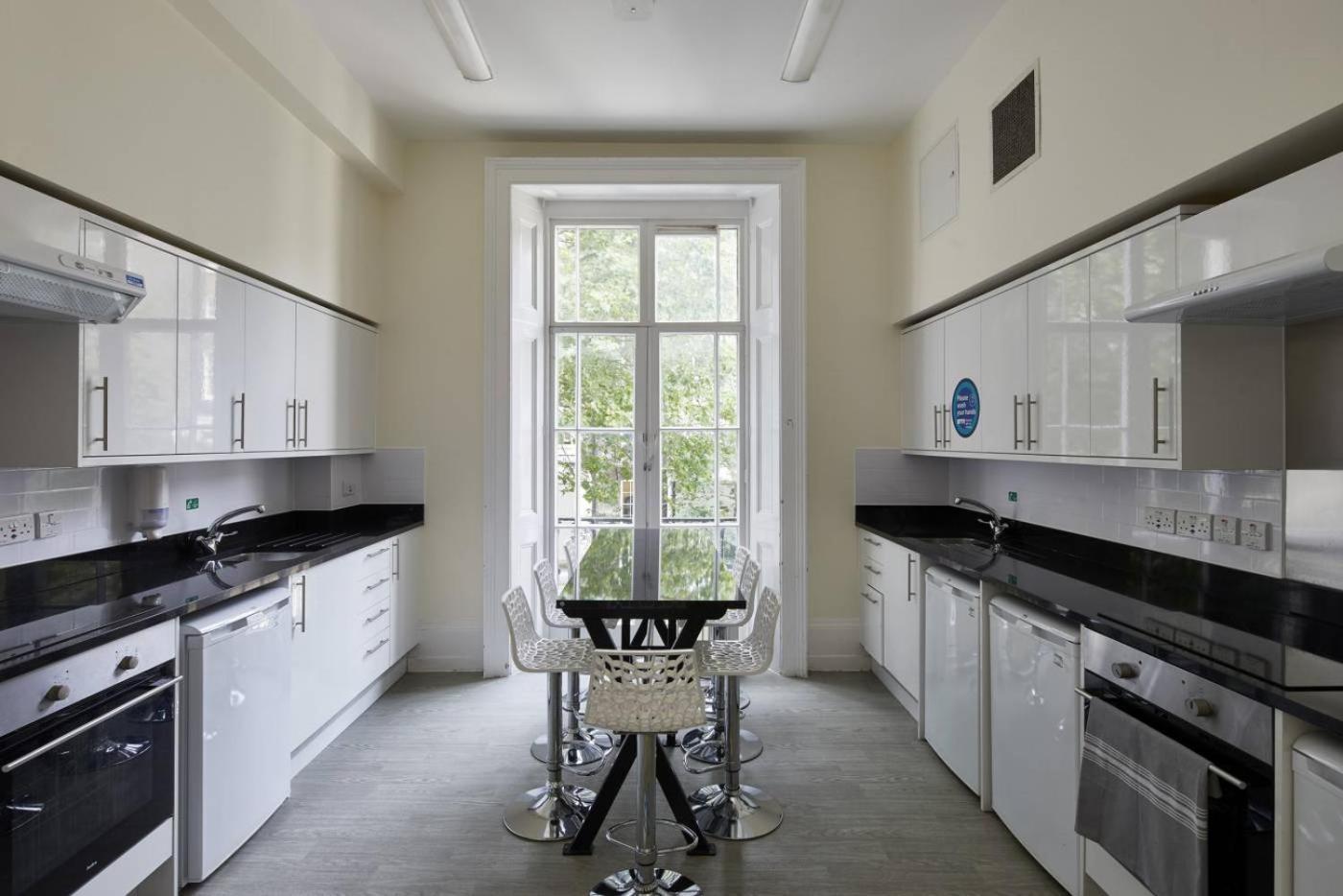 Apartamento John Adams Hall *